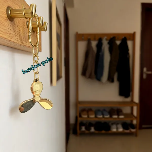 Brass_Nautical_Keychain_Gold