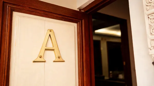 Brass_Letter_Door_Address_Gold