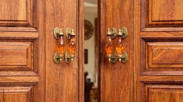 Glass_Door_Handle_Puller_Brown