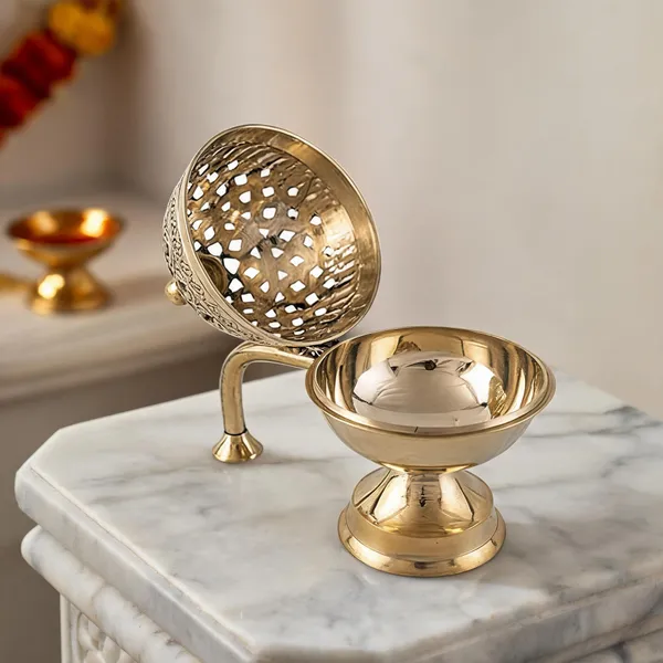 Brass_Dhoop_Dani_Incense_Burner_With_Handle_For_Pooja_Room_Home_Temple_7_Inch
