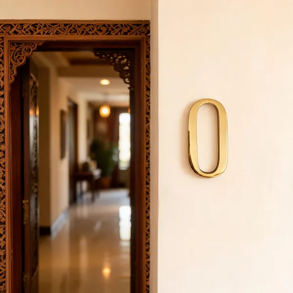 Brass_Hotel_Door_Letter_O_Personalised_Alphabet_Sign_For_Home_Decor_100mm