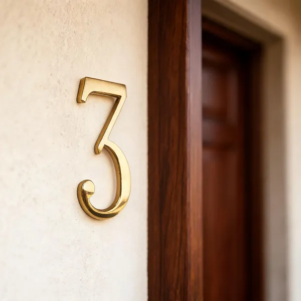 Brass_Hotel_Door_Number_3_Personalised_Alphabet_Sign_For_Home_Decor_100mm