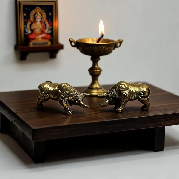 Brass_Bull_Sculpture_Gold