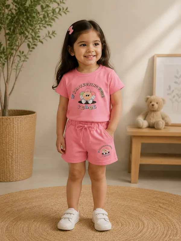 Pink_Cotton_Relaxed_Fit_T-Shirt_&_Shorts_Set_For_Girls