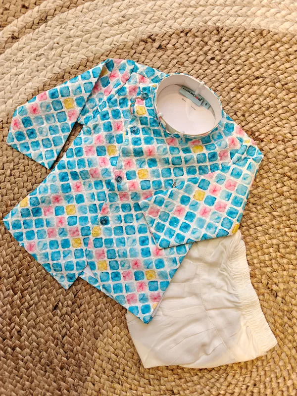 Blue_Cotton_Geometric_Print_Kurta_Set_For_Babies
