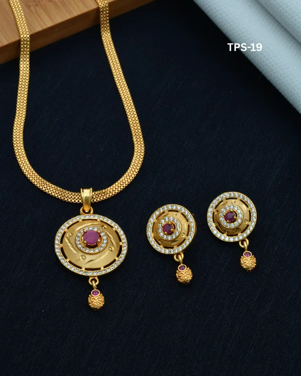 Gold_Tone_Alloy_Purple_Stone_Circular_Pendant_Necklace_Earrings_Set_For_Women