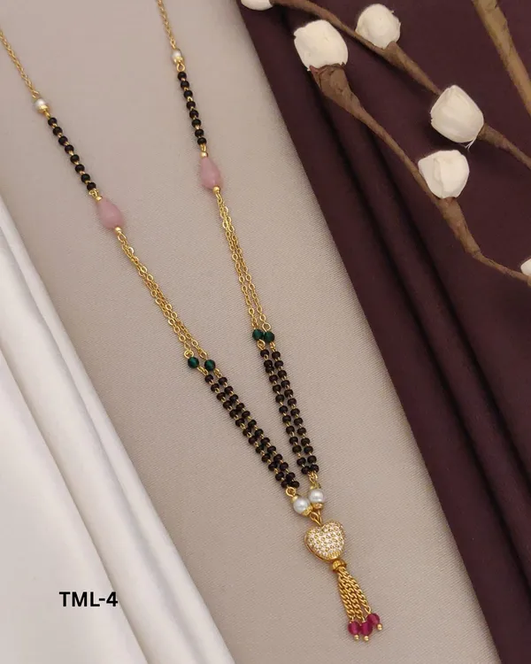 Gold_Black_Tone_Beaded_Heart_Pendant_Mangalsutra_For_Women