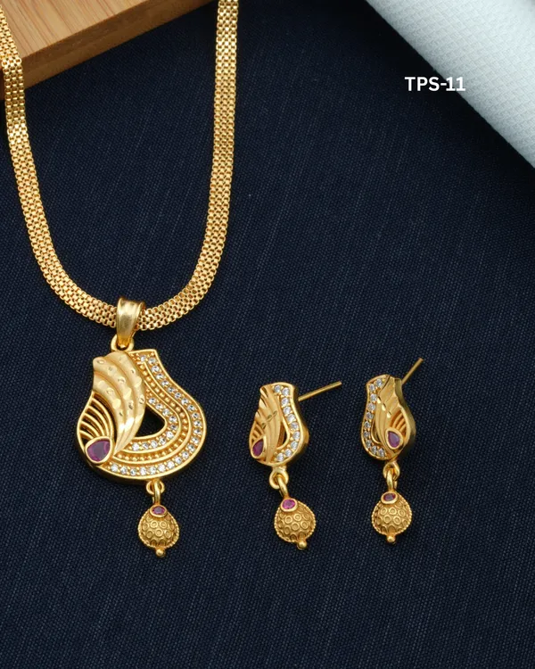 Gold_Tone_Alloy_Pink_Stone_Peacock_Pendant_Necklace_Earrings_Set_For_Women