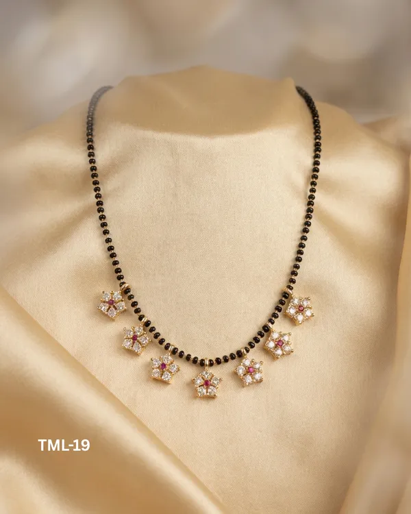 Black_Gold_Tone_Beaded_Floral_Charm_Mangalsutra_For_Women