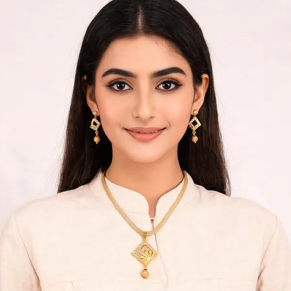 Gold_Tone_Fan_Pendant_Stone_Studded_Necklace_And_Earrings_Set_For_Women