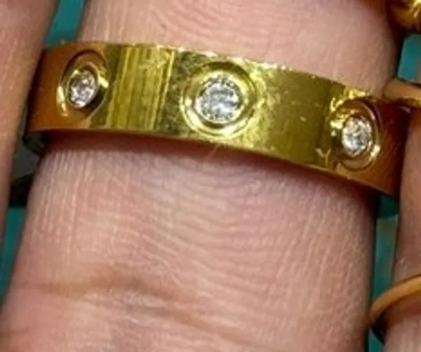 Gold_Stainless_Steel_Cz_Ring_For_Women