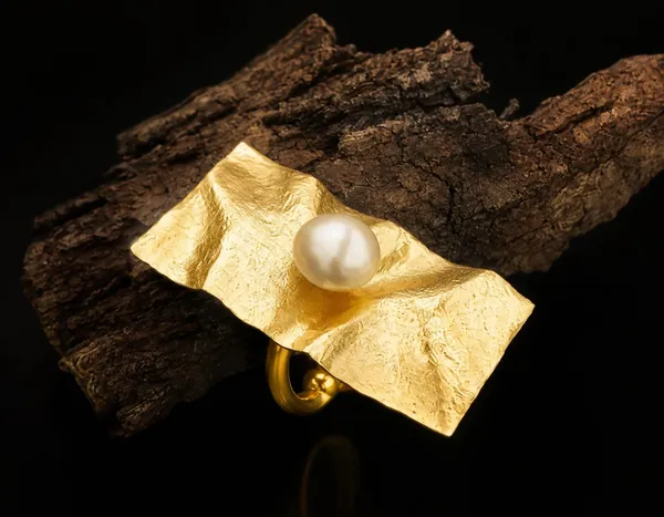 Gold_Handmade_Brass_Pearl_Ring_For_Women
