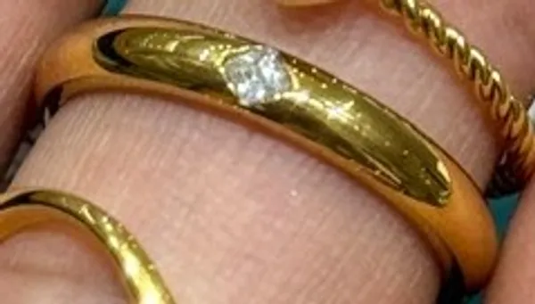 Gold_Stainless_Steel_Cz_Ring_For_Women
