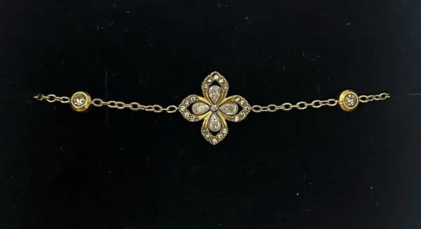 Gold_Stainless_Steel_Cz_Bracelet_For_Women