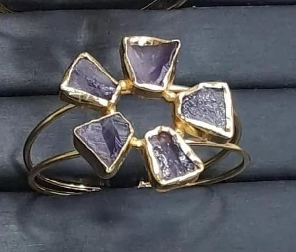 Gold___And_Black_Semi_Precious_Stone_Plated_Brass_Bracelet_For_Women