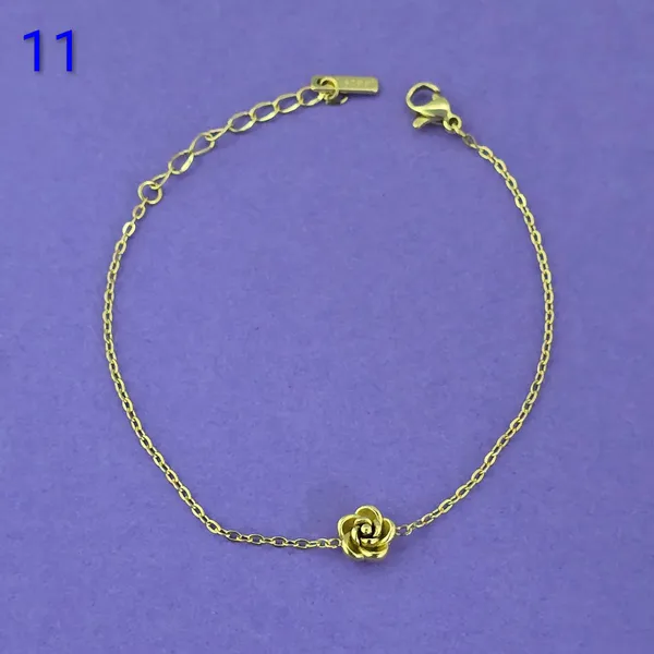 Gold_Gold-Plated_Rose_Charm_Chain_Bracelet_For_Women