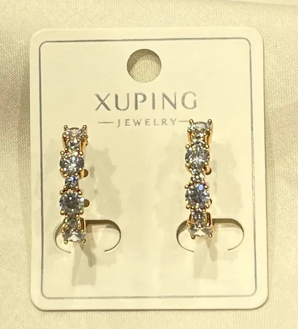 Gold_Copper_Alloy_Cz_American_Diamond_Earrings_For_Women
