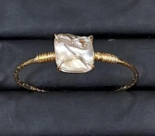 Gold_Plated_Brass_Baroque_Pearl_Handmade_Bracelet_For_Women