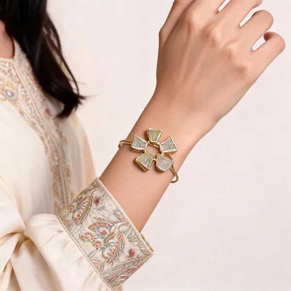 Gold_Plated_Brass_Citrine_Natural_Stone_Bracelet_For_Women