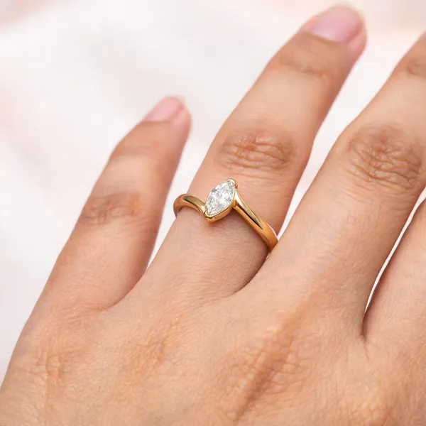 Gold_Stainless_Steel_Cz_Ring_For_Women