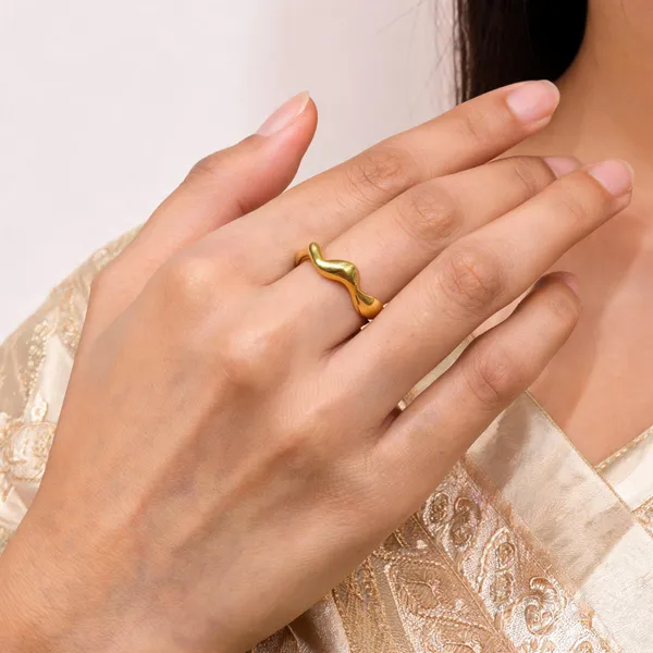 Gold_Plated_Stainless_Steel_Ring_For_Women