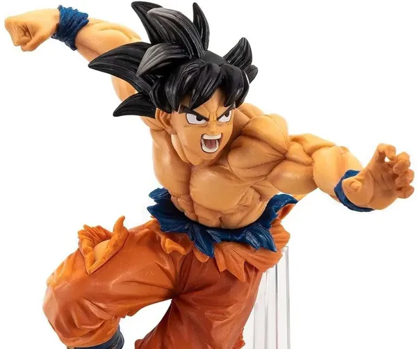 Battle-Damaged_Goku_PVC
Statue