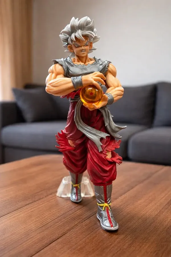 DBZ_Goku_Gray_Super_Siyan