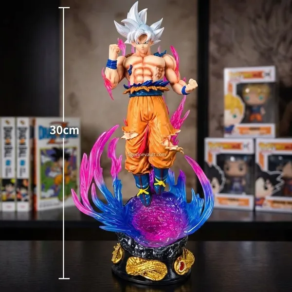 DBZ_Son_Goku_Ultra_Instinct_30cm_Figure_(With_Box)