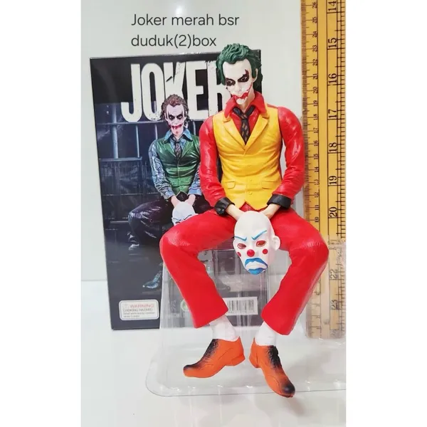 Red_Joker_Sitting_Figure_15Cm