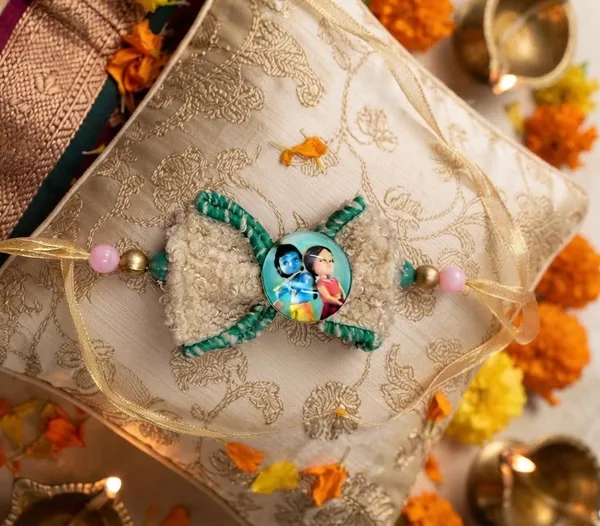 Multicolour_Krishna_Rakhi_for_Kids