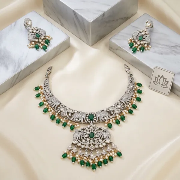 Silver_Green_Kundan_Brass_Floral_Necklace_Set_For_Women