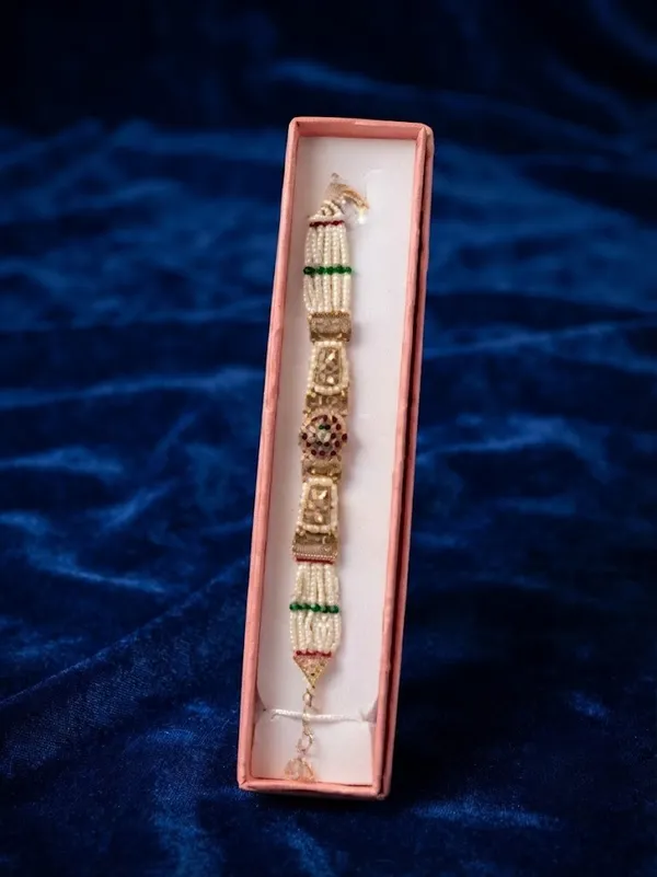 Gold_And_Green_Moissionite_Pearl_Kundan_Heavy_Bracelet_For_Women