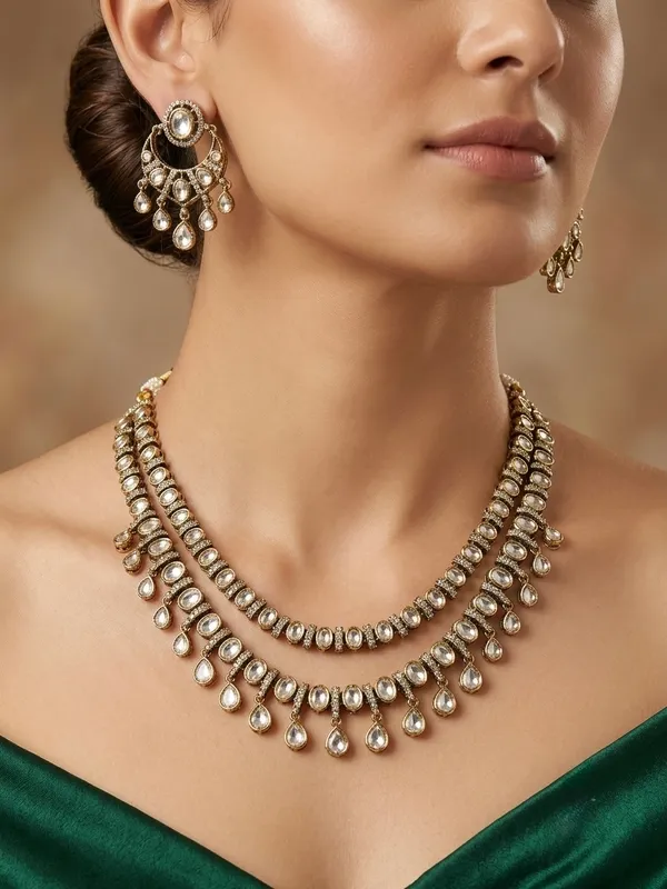 Gold_Tone_Kundan_Style_Necklace_And_Earrings_Set_for_Women
