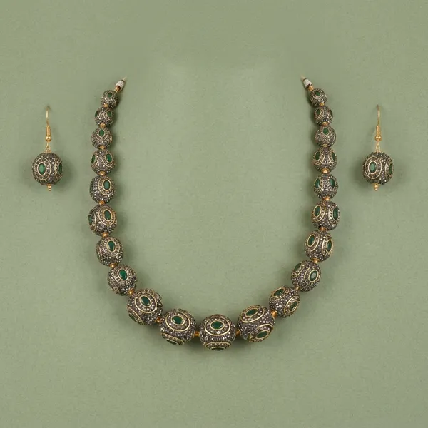 Gold_Green_Brass_Traditional_Stone_Necklace_Set_For_Women