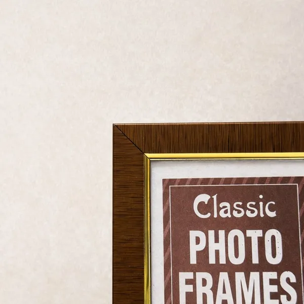 Wooden_Classic_Brown_Photo_Frame