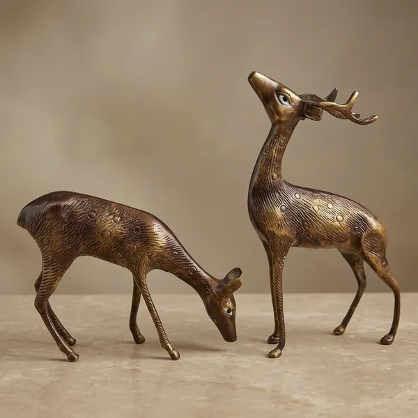 Brass_Showpiece_Deer_Pair_Statue_-_6x2.5x9.2_inch_(AN110)