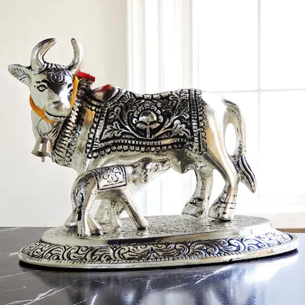 Showpiece_Cow_Statue_-_5.3x4.2x4.4_inch_(AS073_S)