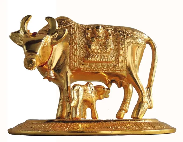 Showpiece_Cow_Statue_-_6.5x4.8x5_inch_(AS217_G)