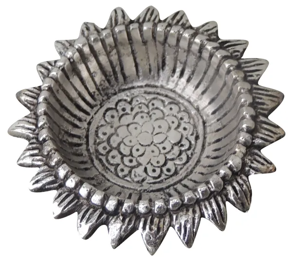 Aluminium_Showpiece_Suraj_Deepak,_Oil_Lamp_-_2.7x2.7x0.6_Inch_(AS268_E)_-_Pack_of_2