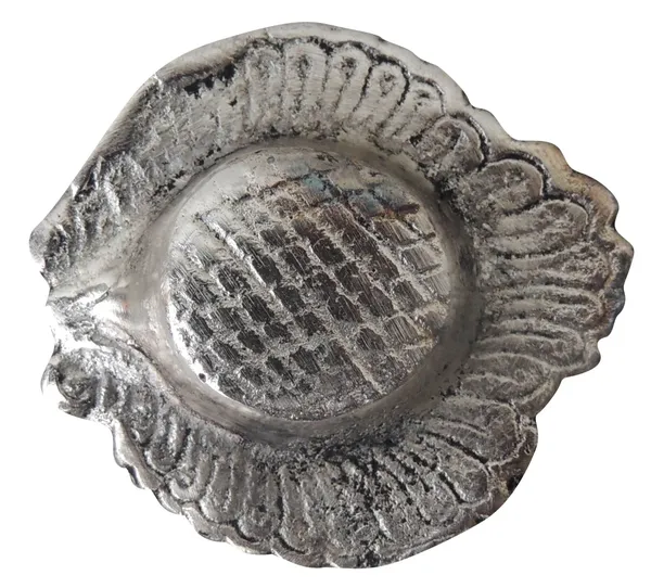 Aluminium_Showpiece_Shank_Deepak,_Oil_Lamp_-_2.4x2.6x0.5_Inch_(AS268_G)_-_Pack_of_2
