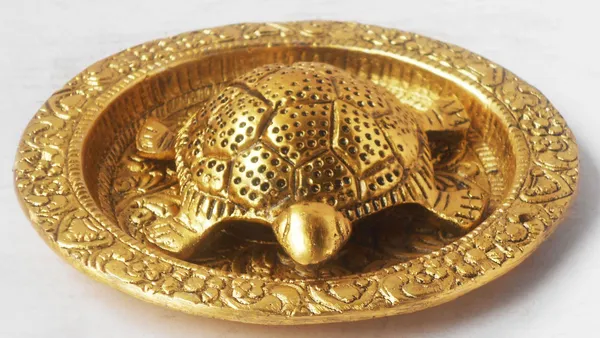 Showpiece_Tortoise_Statue_With_Plate-_4.5x4.5x1_inch_(AS344_C)