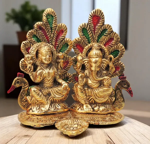 Showpiece_Aluminium_Lamxi_Ji_Sitting_On_Peacock_-_6.2x4.2x5.1_Inch_(AS367_G)