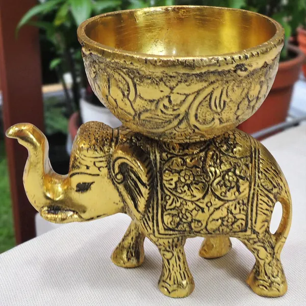 Aluminium_Showpiece_Elephant_Bowl_-_5x3.2x4.5_Inch_(AS492_A)