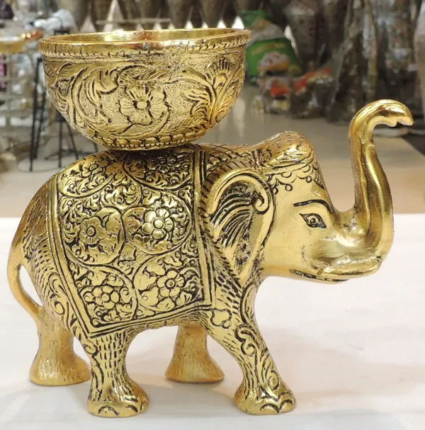 Aluminium_Showpiece_Elephant_Bowl_-_6.5x3.2x6_Inch_(AS492_C)