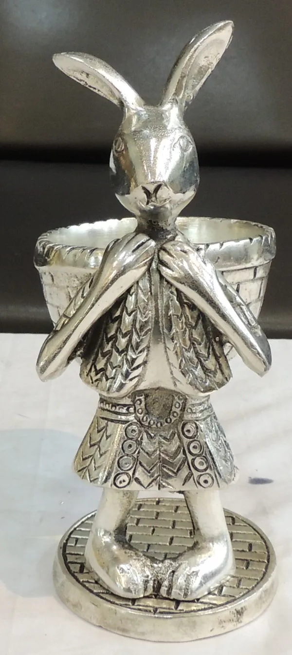 Aluminium_Showpiece_Rabbit_Basket_-_5x3.5x8_Inch_(AS494_S)