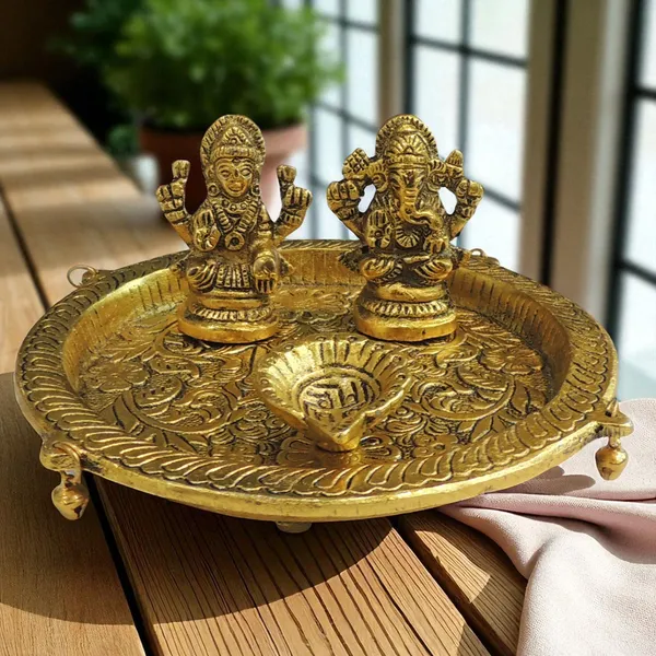Aluminium_Showpiece_Laxmi_Ganesh_Puja_Thali_-_5.5x5.5x2.5_Inch_(AS506_G)