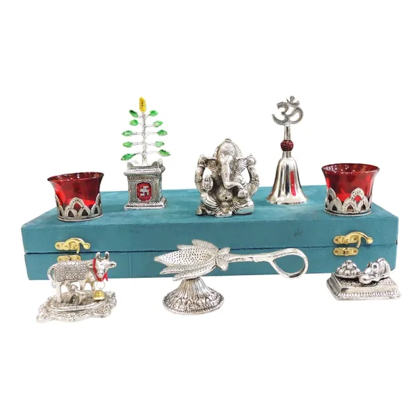 Aluminium_Showpiece_Ganesh_Ji_With_Tulsi_Tree_Gift_Set_(AS530_G)