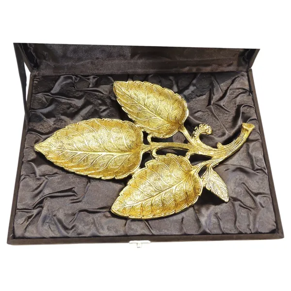 Aluminium_Showpiece_Leaf_Statue_With_Box_(AS540_C)