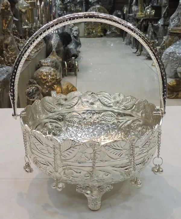 Aluminium_Decorative_Basket_-_7.5x7x3.5_Inch_(AT071_D)