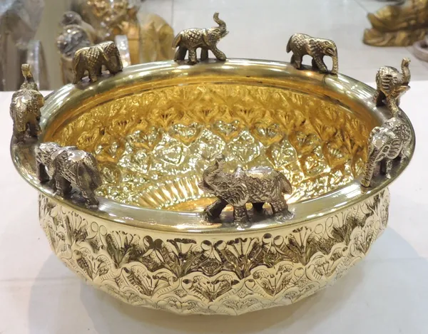 Brass_Decorative_Antique_Elephant_Urli_-_10x10x5_Inch_(AT072_D)